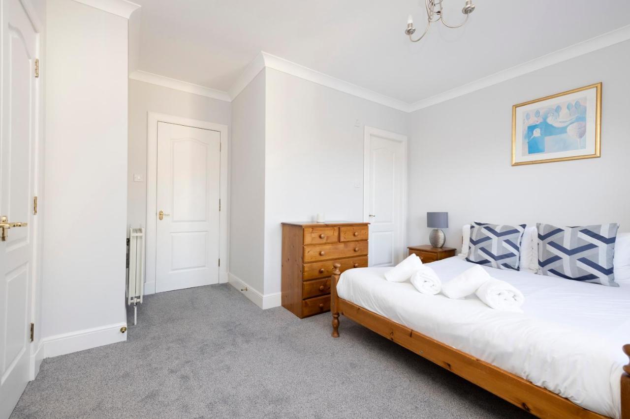 Ferienwohnung Joivy Modern Flat With Free Parking EDI Exterior foto